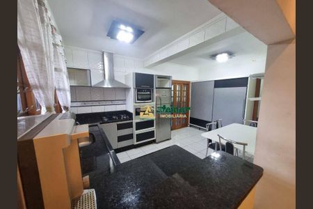 12_photo/94cef515c5.8ea0f3866ac9ed71-ATLAS-435cb7a2-816c-4413-b231-242425f6e706.jpg de casa para alugar com 3 quartos, 275m² em Jardim Santa Mena, Guarulhos