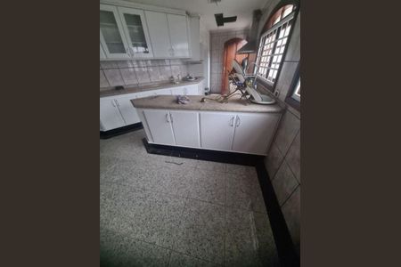 24_photo/94cef5164d.7f45fe2814a32fcf-ATLAS-92de1202-7028-4255-bb30-ee2ffde14ef1.jpg de casa para alugar com 4 quartos, 500m² em Jardim Santa Mena, Guarulhos