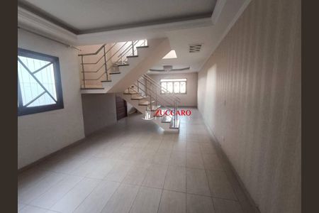 1_photo/94cef516a3.6c5cdeaf35ec3acf-ATLAS-0c5bf400-ce71-4d1b-bea0-0d35d371a99d.jpg de casa para alugar com 3 quartos, 180m² em Jardim Santa Mena, Guarulhos