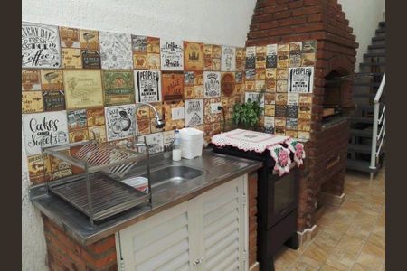 7_photo/94cef51987.a26d9ccbf8f52a85-ATLAS-a9a665d5-6453-47fc-ac00-000142e6193b.jpg de casa à venda com 4 quartos, 285m² em Jardim Flor da Montanha, Guarulhos