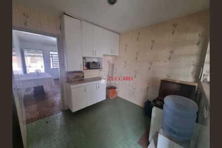 10_photo/94cef519bd.a053bc4fc8a284f8-ATLAS-4bf66ef4-5b66-4ec8-a915-d56e7b5e5192.jpg de casa à venda com 2 quartos, 70m² em Jardim Santa Mena, Guarulhos