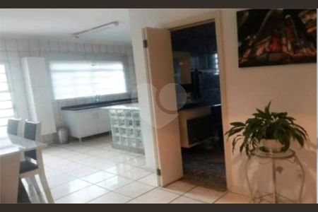 11_photo/94cef5205d.d70e7eae2b930113-ATLAS-9e01dc50-beed-4816-a0a4-bfa6a6a18ef7.jpg de casa à venda com 0 quarto, 130m² em Vila Imaculada, Guarulhos