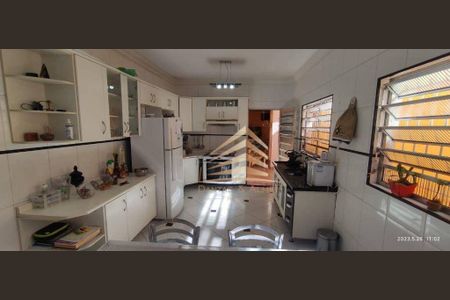 5_photo/94cef5234f.a64aef6598c47c00-ATLAS-a88ec59d-fa2e-42bd-9ec1-080b5c2204da.jpg de casa à venda com 3 quartos, 125m² em Jardim Santa Cecilia, Guarulhos