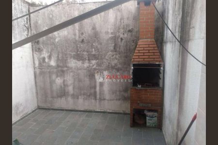 4_photo/94cef5239d.2566da058c3664f7-ATLAS-059490a1-891b-4e6b-807a-fd0748434e30.jpg de casa à venda com 2 quartos, 79m² em Jardim Santa Cecilia, Guarulhos