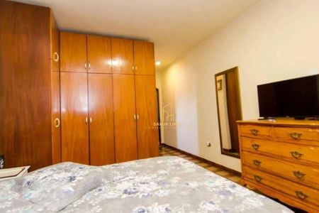 18_photo/94cef5240d.6a3329eb04d37c58-ATLAS-5d345fb5-4edc-4378-b433-c9bcf99caeeb.jpg de casa à venda com 3 quartos, 430m² em Jardim Santa Cecilia, Guarulhos