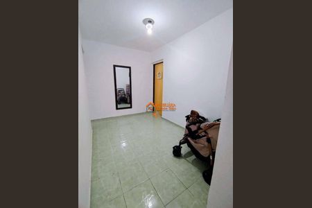 8_photo/94cef524e3.c1dc00249eefaead-ATLAS-4e2cfadb-04d3-448b-acf1-cd955a67c66c.jpg de casa à venda com 7 quartos, 280m² em Jardim Santa Cecilia, Guarulhos