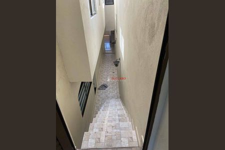 2_photo/94cef52527.bc6cf7650558a66c-ATLAS-35cde335-a1d5-4efb-92b1-9aee7fd0147a.jpg de casa à venda com 3 quartos, 270m² em Jardim Santa Cecilia, Guarulhos