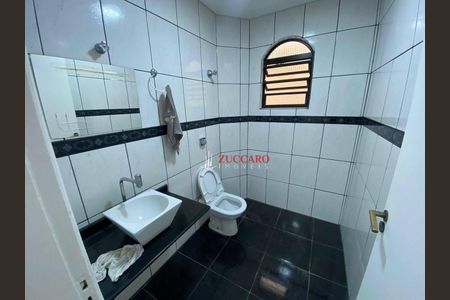 9_photo/94cef52527.bc6cf7650558a66c-ATLAS-8b58dedb-8f98-44f6-b650-5cc2f2da6ec9.jpg de casa à venda com 3 quartos, 270m² em Jardim Santa Cecilia, Guarulhos