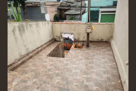 4_photo/94cef52633.ceff8192393c33de-ATLAS-1ef597e8-1afc-483f-a774-538d01ac8be2.jpg de casa à venda com 2 quartos, 67m² em Jardim Testae, Guarulhos