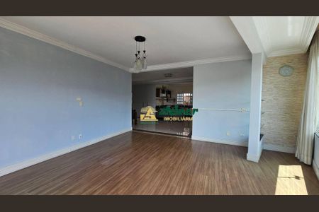 2_photo/94cef5293b.707a0735e0429ff4-ATLAS-0b12590d-3fd0-4de7-bc24-7a955fc0d03c.jpg de casa para alugar com 3 quartos, 180m² em Jardim da Mamae, Guarulhos