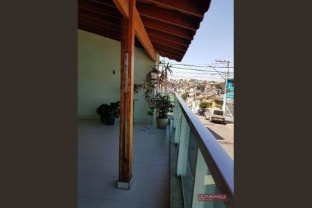 4_photo/94cef529cf.b9011c6352d0a570-ATLAS-61404d60-b8e9-4606-b4b4-30d4a3b67eb2.jpg de casa à venda com 4 quartos, 233m² em Jardim Pinheiros, Guarulhos