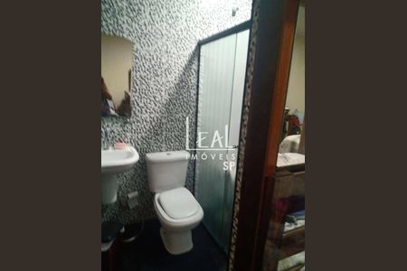 7_photo/94cef52a43.9f73e101bd22bb98-ATLAS-c8e8c69e-5839-43cd-b17a-d8393e07e4d3.jpg de casa à venda com 4 quartos, 211m² em Jardim Cocaia, Guarulhos