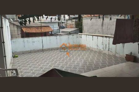 11_photo/94cef52abd.3714cccd63f8fe2d-ATLAS-9bf7f6cf-76ba-4e9e-a2ec-300769141174.jpg de casa à venda com 3 quartos, 180m² em Jardim Jovaia, Guarulhos