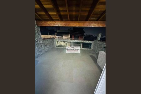 3_photo/94cef52aef.04a823dc9d4d949a-ATLAS-3bbfea8b-4a32-43fa-87aa-eaaf3180180f.jpg de casa à venda com 3 quartos, 200m² em Jardim Jovaia, Guarulhos