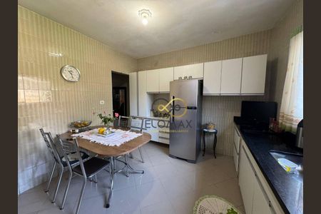 3_photo/94cef52c2f.38580f25c664ce52-ATLAS-ad343ec0-4a13-466f-aa46-e42ef28c6c9d.jpg de casa à venda com 2 quartos, 155m² em Jardim Jovaia, Guarulhos