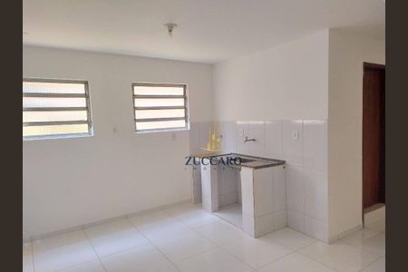 5_photo/94cef52e79.f581d0937f3dacac-ATLAS-a4aa4b0d-b650-4cec-a171-3e2770b61825.jpg de kitnet/studio para alugar com 1 quarto, 40m² em Jardim Cocaia, Guarulhos