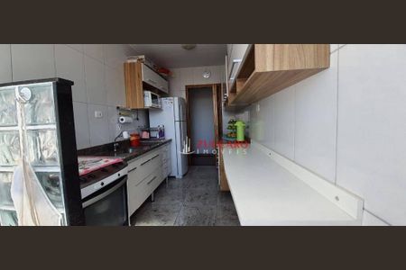 12_photo/94cef530db.8f4e3b3bb42d6371-ATLAS-d77bd528-69b1-429d-bace-4115bc89ec1f.jpg de apartamento à venda com 2 quartos, 68m² em Jardim Cocaia, Guarulhos