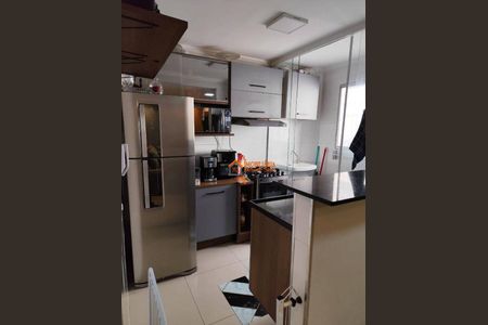 4_photo/94cef53161.ceff8192393c33de-ATLAS-2ba416c3-33ce-4537-9f19-3a4b2b0d9a2e.jpg de apartamento para alugar com 2 quartos, 42m² em Residencial Cerconi, Guarulhos