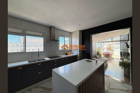 6_photo/94cef531e1.d1bd5d8387028f99-ATLAS-5d2def58-c57f-421e-acfc-5b3345e64bbb.jpg de apartamento à venda com 3 quartos, 101m² em Jardim Cocaia, Guarulhos