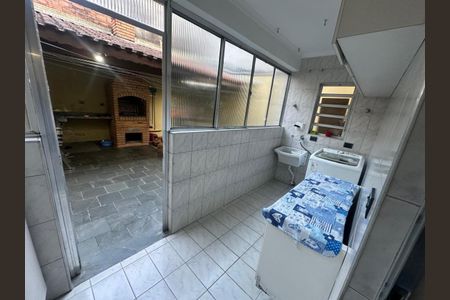 7_photo/94cef531f3.b85d04931a7554fc-ATLAS-282ffffb-495f-4e73-8986-ca308c14e959.jpg de casa à venda com 3 quartos, 147m² em Jardim Rossi, Guarulhos