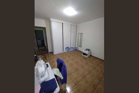 2_photo/94cef5320d.a64aef6598c47c00-ATLAS-07061bf7-e2a7-4fdd-ac9e-34ae828529eb.jpg de casa à venda com 2 quartos, 141m² em Jardim Cocaia, Guarulhos