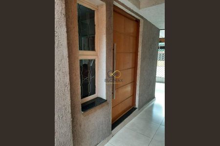 5_photo/94cef53229.00c6840d0be915dd-ATLAS-d7538b2b-3314-48fb-9d4a-e53952648b6f.jpg de casa à venda com 3 quartos, 129m² em Jardim Cocaia, Guarulhos