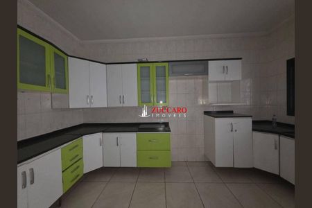 11_photo/94cef532cd.2c9577e84ad36a88-ATLAS-415c7d13-5e93-4bd8-a60f-dca06455ac23.jpg de casa à venda com 3 quartos, 105m² em Vila Maricy, Guarulhos
