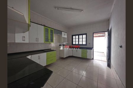 8_photo/94cef532cd.2c9577e84ad36a88-ATLAS-e0b7d302-654b-43df-bef1-5b6194ebb649.jpg de casa à venda com 3 quartos, 105m² em Vila Maricy, Guarulhos