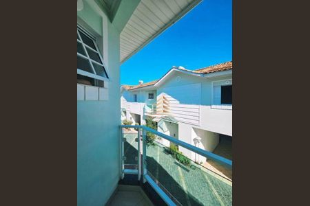 8_photo/94cef5339f.7c068ece2f4455b1-ATLAS-05df110e-89af-447d-994f-7204da9ecde2.jpg de casa à venda com 3 quartos, 114m² em Jardim Bom Clima, Guarulhos