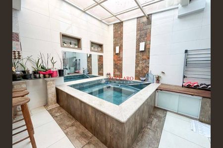 7_photo/94cef53559.d495d4456389a20f-ATLAS-31348646-ade7-4f4b-b07f-2ff6ea0b5bca.jpg de casa à venda com 4 quartos, 190m² em Jardim Bom Clima, Guarulhos