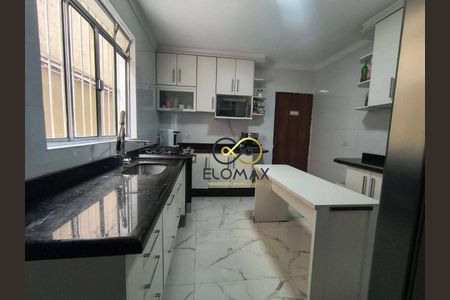 9_photo/94cef535ef.ceff8192393c33de-ATLAS-8239ee9a-98c0-4af9-910a-b9e04e4cabcc.jpg de casa para alugar com 3 quartos, 160m² em Jardim Bom Clima, Guarulhos