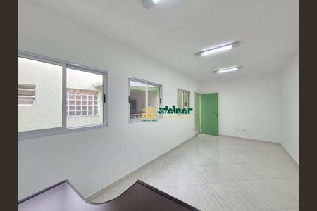 7_photo/94cef53c91.a673b56c2a948b90-ATLAS-3987d3e8-7a52-40ca-9bc7-b4bc75ea141a.jpg de casa para alugar com 4 quartos, 217m² em Jardim Santa Clara, Guarulhos