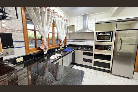 6_photo/94cef53dfd.ceff8192393c33de-ATLAS-8da17cb5-5638-4353-9c3d-4afc518be1d2.jpg de casa para alugar com 3 quartos, 237m² em Jardim Santa Mena, Guarulhos