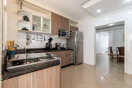 8_photo/94cef53e85.12917f666bbf568e-ATLAS-4fd5fc8a-1308-49b2-9084-d303488d20fa.jpg de casa para alugar com 4 quartos, 310m² em Parque Renato Maia, Guarulhos