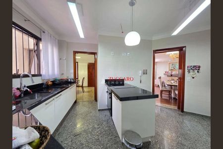 9_photo/94cef54067.9c064c8b5edcf44d-ATLAS-2f32a215-a569-4a9d-9eff-e21eadcd150c.jpg de apartamento à venda com 4 quartos, 180m² em Centro, Guarulhos