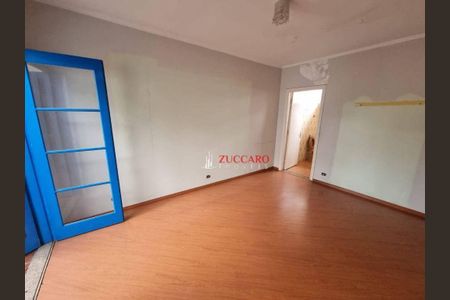 4_photo/94cef541bf.6df725cb6aa873c7-ATLAS-1788e0d2-c82a-47c2-be6e-0d0cbcf6b5ca.jpg de casa à venda com 4 quartos, 170m² em Centro, Guarulhos