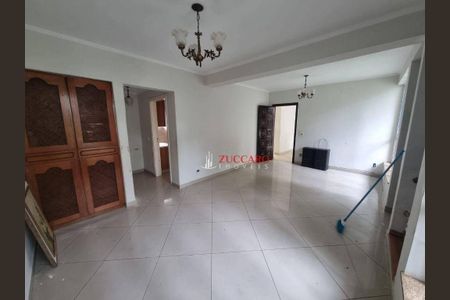 10_photo/94cef541bf.6df725cb6aa873c7-ATLAS-36bdfca3-0b7f-408a-8f35-3e2208421b82.jpg de casa à venda com 4 quartos, 170m² em Centro, Guarulhos