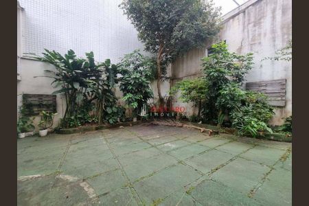 4_photo/94cef541bf.6df725cb6aa873c7-ATLAS-c8a0ab92-3ec9-4581-a45a-b9f1ad763d96.jpg de casa à venda com 4 quartos, 170m² em Centro, Guarulhos