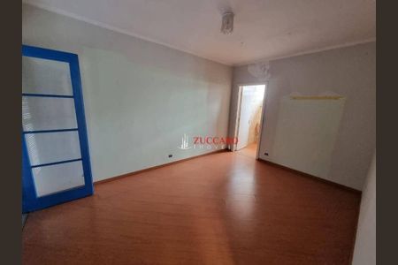 8_photo/94cef541bf.6df725cb6aa873c7-ATLAS-d9e049d9-898f-4fc3-a0b6-382bf6b664b7.jpg de casa à venda com 4 quartos, 170m² em Centro, Guarulhos