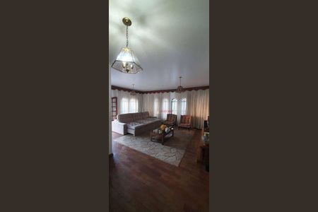 7_photo/94cef54263.08f922be3a726ba4-ATLAS-e9a61dfd-7b27-43e4-a284-aef188034879.jpg de casa à venda com 5 quartos, 325m² em Jardim Zaira, Guarulhos