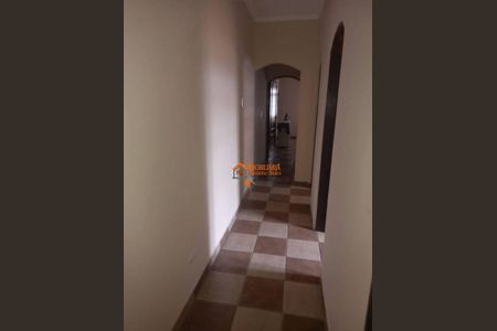 12_photo/94cef5464b.ceff8192393c33de-ATLAS-6f22609d-2c3a-4d77-8e2c-9649bc63e2c5.jpg de casa à venda com 4 quartos, 300m² em Jardim Pinhal, Guarulhos