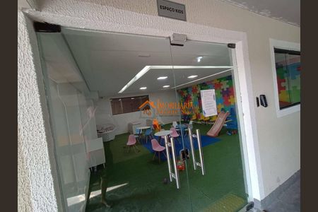 11_photo/94cef5464b.ceff8192393c33de-ATLAS-dd0a5d1c-3a51-47df-983c-e61e34e429d2.jpg de casa à venda com 2 quartos, 40m² em Jardim Pinhal, Guarulhos