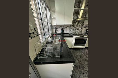 2_photo/94cef547f5.d8ca0bc3bda09fb7-ATLAS-82df5e52-4c60-4926-96d9-d3f081826539.jpg de casa à venda com 4 quartos, 163m² em Jardim Pinhal, Guarulhos