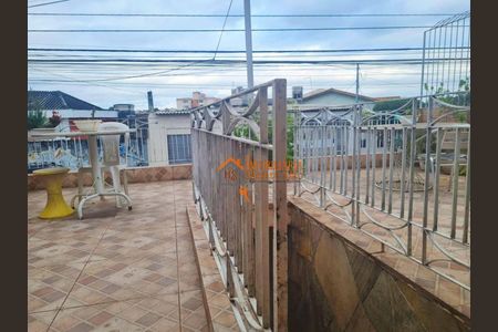 11_photo/94cef548c5.ceff8192393c33de-ATLAS-802ca653-e96f-4d07-9c2b-cd50610912ba.jpg de casa à venda com 5 quartos, 115m² em Jardim Pinhal, Guarulhos