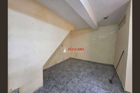 10_photo/94cef548d1.4a0368d2262620ca-ATLAS-52c3feb5-4044-4fb6-8d47-cf899721d516.jpg de casa à venda com 3 quartos, 70m² em Jardim Leila, Guarulhos