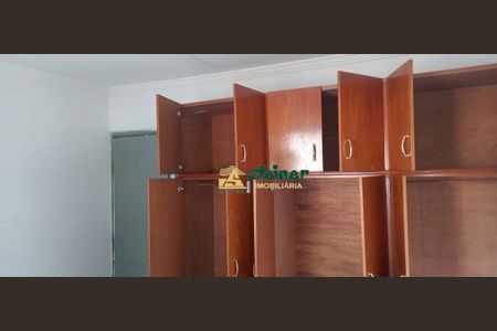 6_photo/94cef548d1.cbd303cf3af827d5-ATLAS-ec0b414c-9331-4b8a-ac12-2af06fce8a73.jpg de casa para alugar com 3 quartos, 181m² em Jardim Leila, Guarulhos
