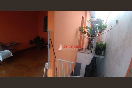 10_photo/94cef548e7.7d162f8aa445dc7c-ATLAS-73a0241b-4869-4023-ba08-c29c8ea985a2.jpg de casa à venda com 4 quartos, 208m² em Jardim Pinhal, Guarulhos