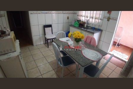 10_photo/94cef548e7.7d162f8aa445dc7c-ATLAS-dacf8599-cfd9-40ae-a3c4-9f0351093995.jpg de casa à venda com 4 quartos, 208m² em Jardim Pinhal, Guarulhos