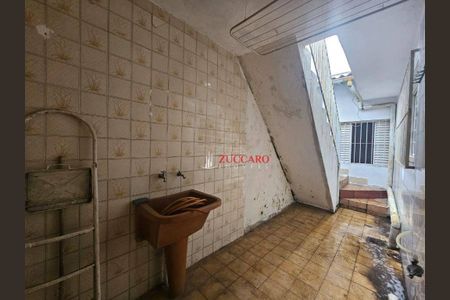 10_photo/94cef549af.57b7d056a672b07a-ATLAS-68441cfd-8821-4add-bfdc-498fc51340d7.jpg de casa à venda com 2 quartos, 90m² em Jardim Sao Roberto, Guarulhos