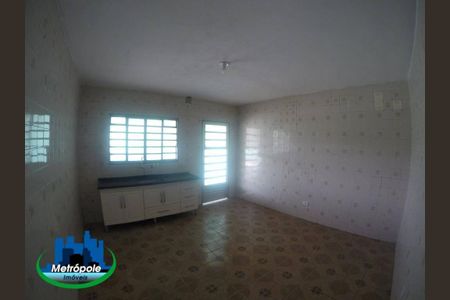 14_photo/94cef54a2b.f0a9dc8cd441a731-ATLAS-5b3694e6-d5ec-43ad-b40b-c09f17e226fb.jpg de casa para alugar com 3 quartos, 75m² em Vila Santa Maria, Guarulhos